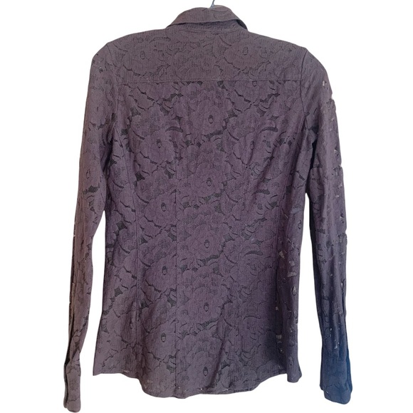 New York and Co. Ladies buttoned, long sleeve, lace top, brown, size Small - Picture 2 of 9